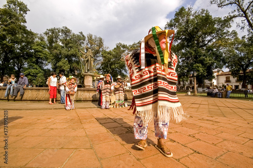 Baile del viejito (tradicional Purepecha) en la plaza Vasco de Quiroga. Pátzcuaro. Estado de Micchoacán.Mexico. photo