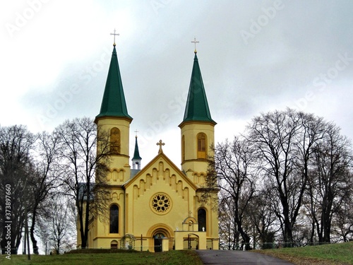 Wallpaper Mural church Torontodigital.ca