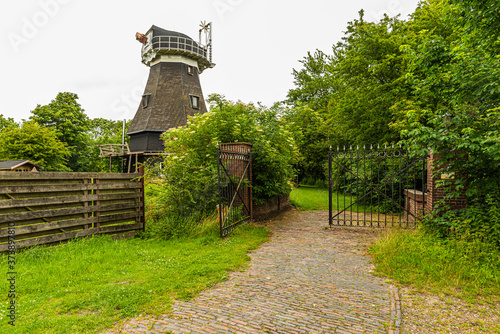 Holländermühle Sophiengroden bei Carolinensiel in Ostfriesland photo