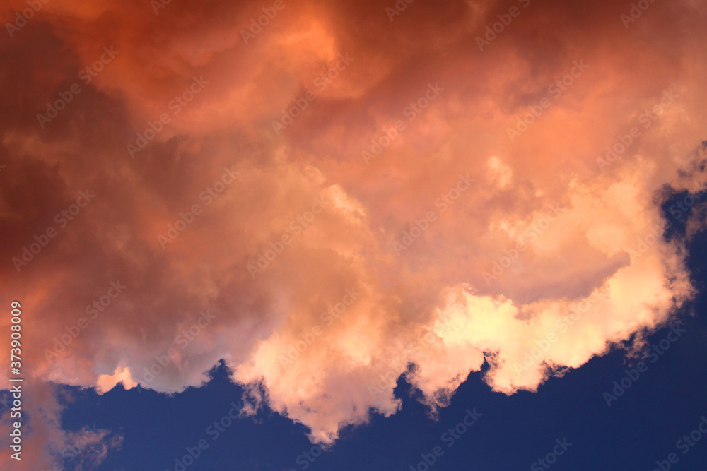 Photo of a beautiful cloud at sunset