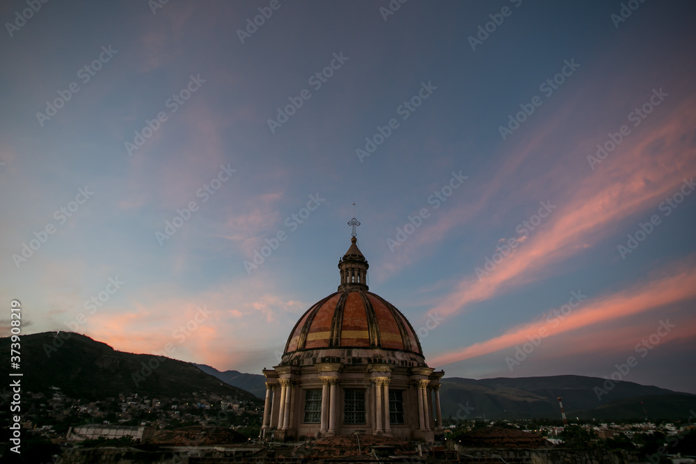 Fototapeta premium Cupula catedral Autlán de Navarro