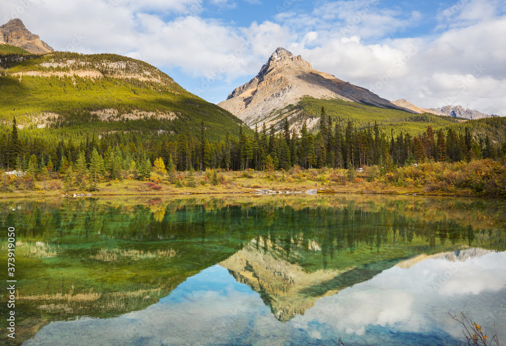 Fototapeta premium Lake in Canada
