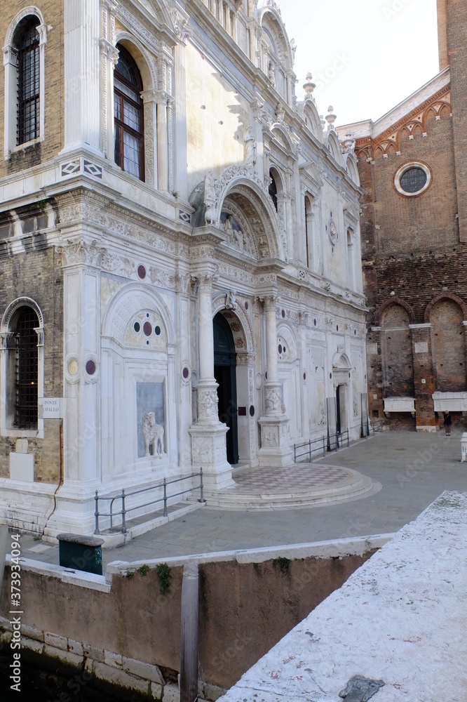 Venezia, Scuola Grande di San Marco, Campo Santi Giovanni e Paolo, Ospedale Civile San Giovanni e Paolo, facciata con Leone di San Marco, 1485