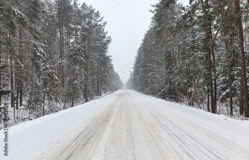 winter road © rsooll