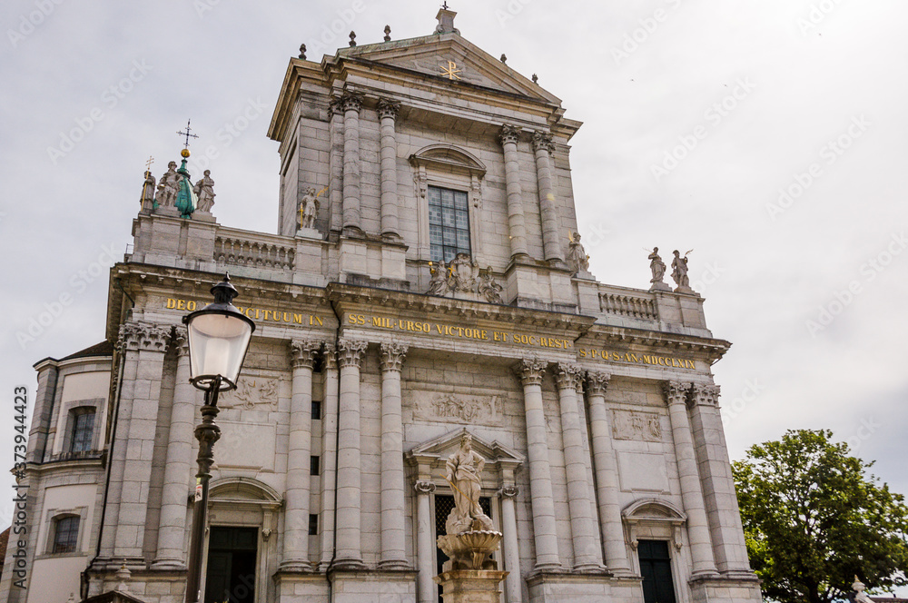 Solothurn, Kathedrale, St. Ursen-Kathedrale, Altstadt, Stadt, Altstadthäuser, Barockkirche, Barock, Stadtrundgang, Baseltor, Sommer, Schweiz Solothurn, Kathedrale, St. Ursen-Kathedrale, Altstadt, Stadt, Altstadthäuser, Barockkirche, Barock, Stadtrundgang, Baseltor, Sommer, Schweiz