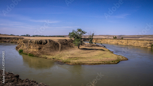 река