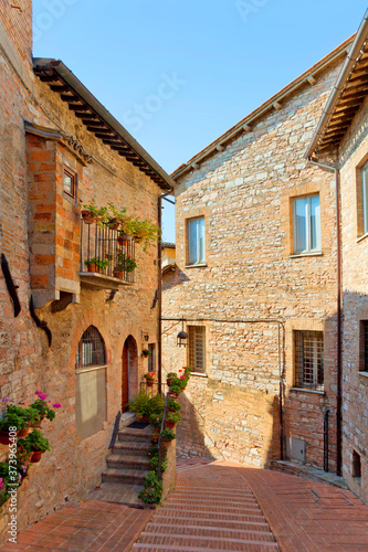Fototapeta Naklejka Na Ścianę i Meble -  Famous old town of Assisi in Umbria, Italy.