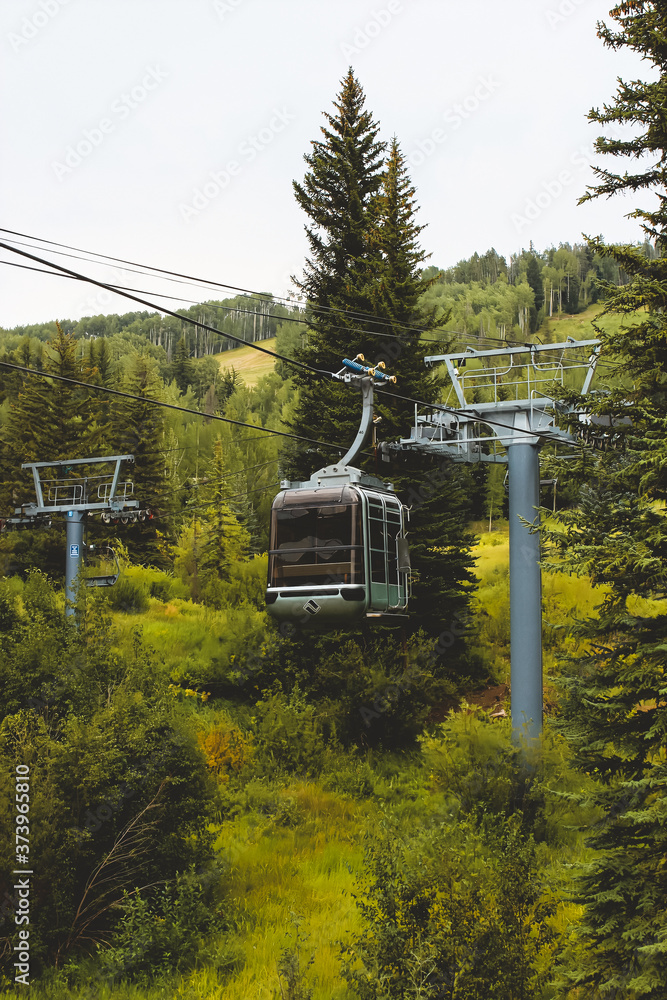 Obraz premium gondola vail village colorado