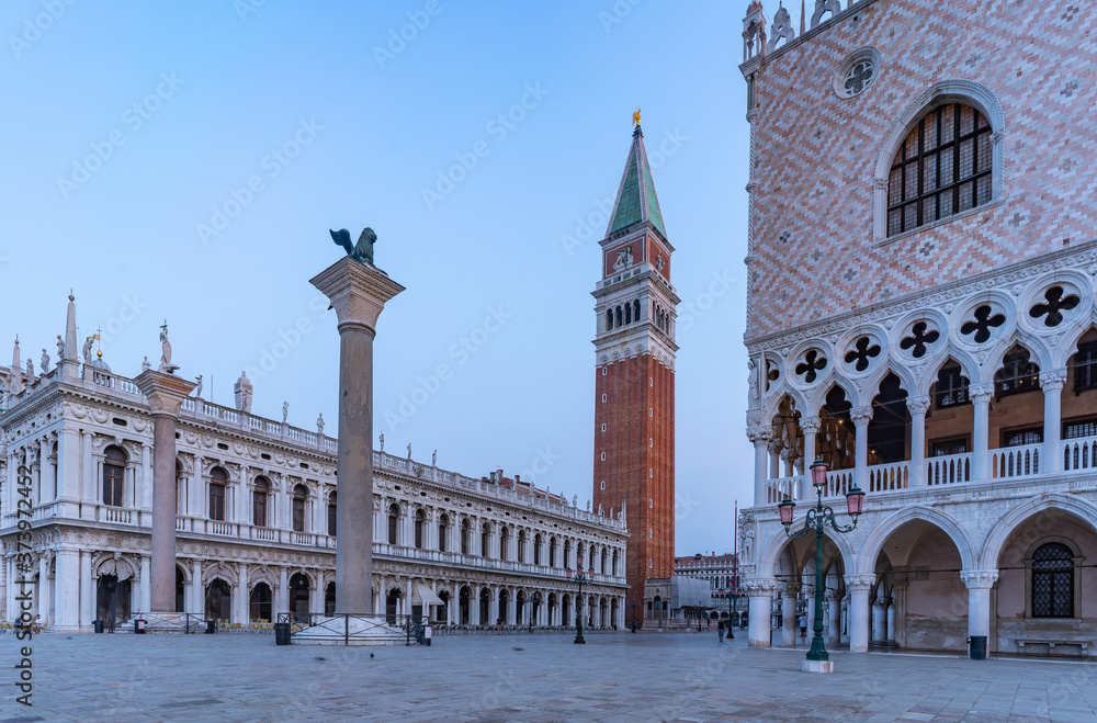 Campanile di San Marco & Dogenpalast