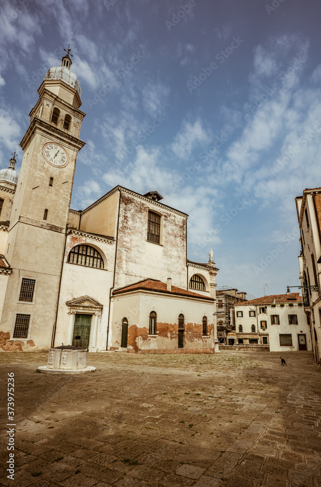 Fototapeta premium Parrocchia di San Raffaele Arcangelo