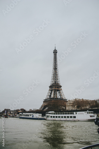 Eiffel tower © Olivia