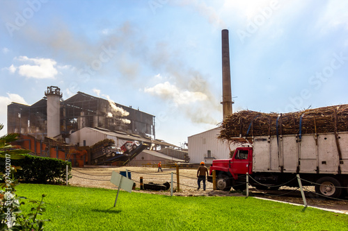 Tableau sur toile Fábrica de azúcar ingenio azucarero caña de azúcar industria cañera mexicana lat