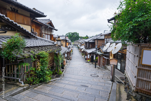 Early morning in Higashiyama District, Kyoto, Japan