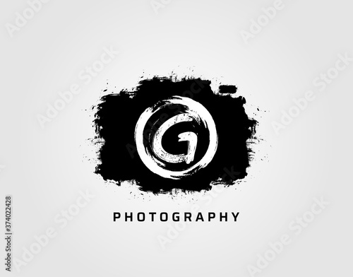 Photography letter G logo design concept template. Rusty Vintage Camera Logo Icon.