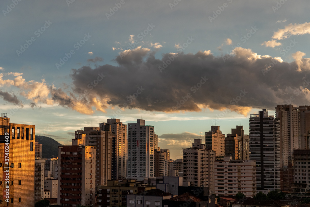 Fototapeta premium city buildings skyline at sunset
