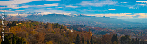 Panoramic view of Granada City with Sierra Nevada in Background © Eduardo Frederiksen