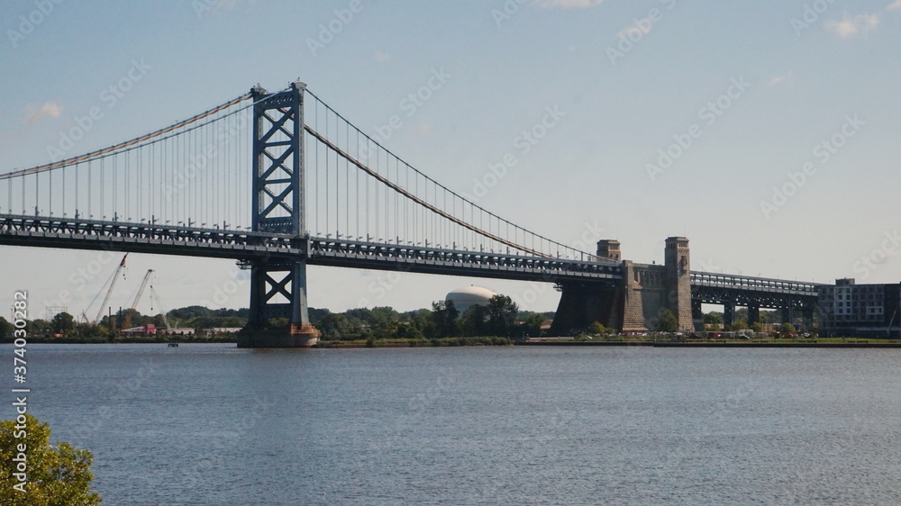 Fototapeta premium Ben Franklin Bridge in Camden