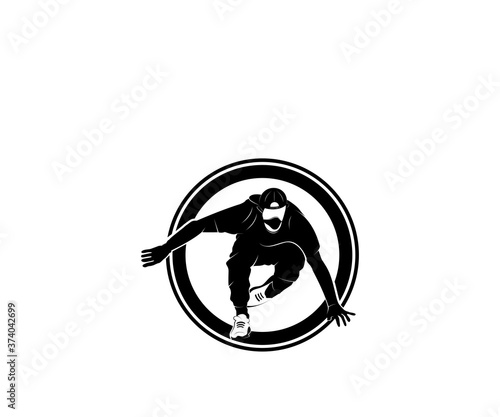 Parkour players logo design silhouette