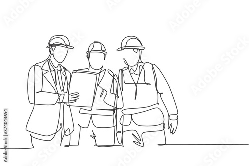 One continuous line drawing of young managers explaining short brief about construction concept to construction builders. Building architecture business concept. Single line draw design illustration