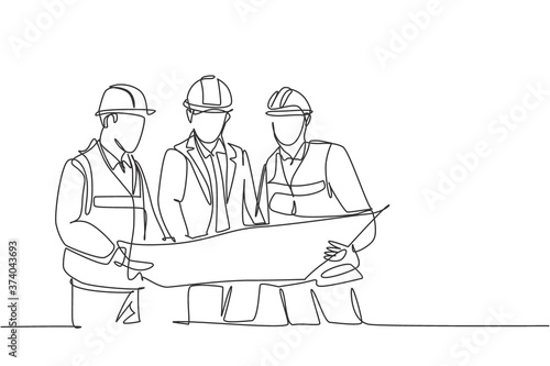 One continuous line drawing of young construction coordinator discussing construction design plan to team member. Building architecture business concept. Single line draw design graphic illustration