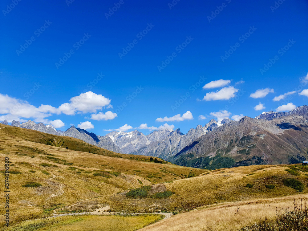 Fototapeta premium Widok na góry, Kaukaz, Gruzja
