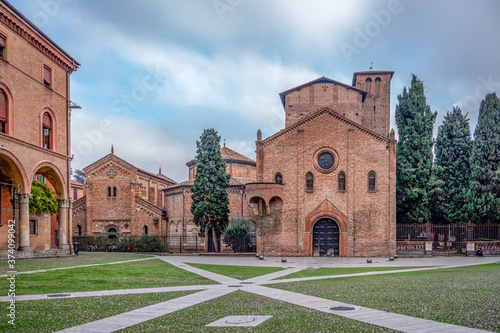 Obraz na płótnie Landscape view of Piazza Santo Stefano. Bologna, Emilia-Romagna, Italy w salonie