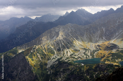 Obraz na płótnie Autumn in the High Tatra Mountains, Valley of Five Polish Lakes, Poland w salonie