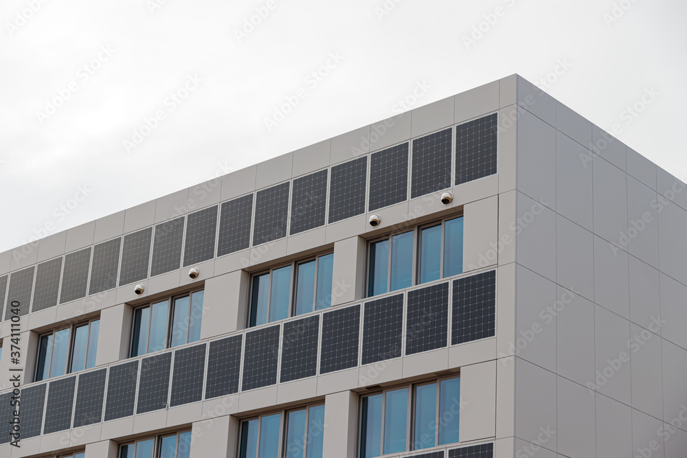 Building solar panels. Solar elementary school building. Eco-friendly school building. Building solar panels. Solar elementary school building. Eco-friendly school building.