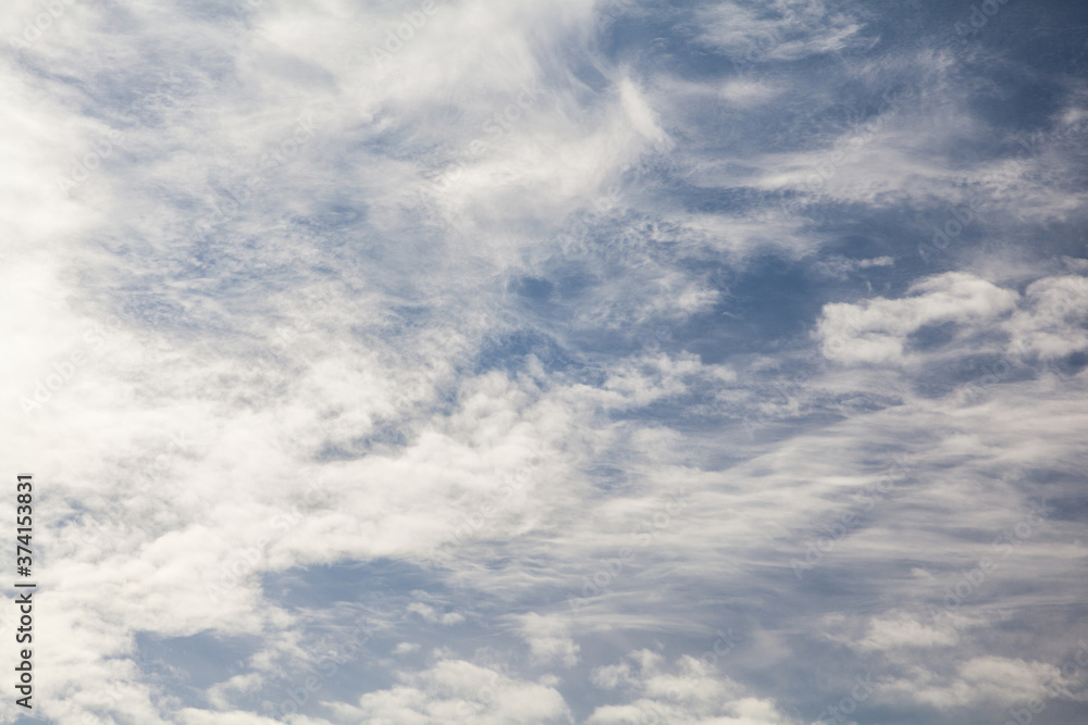 Obraz premium Contrast cloudy sky texture background