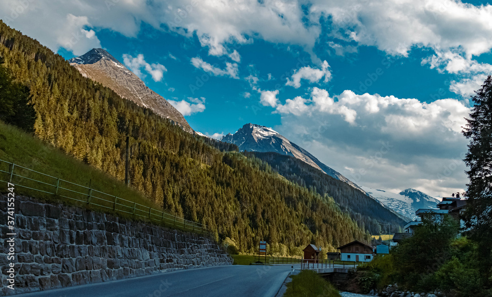 Beautiful alpine view at the famous Hintertuxer Gletscher, Tyrol, Austria