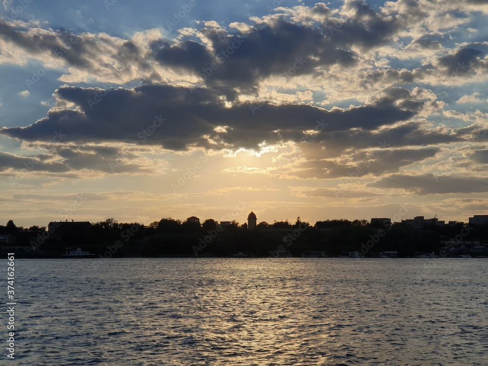 Naklejka premium Evening horizon