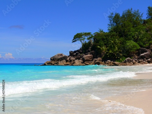 Fototapeta Naklejka Na Ścianę i Meble -  Seychelles, Indian Ocean, Praslin Island, east coast, Anse Georgette beach