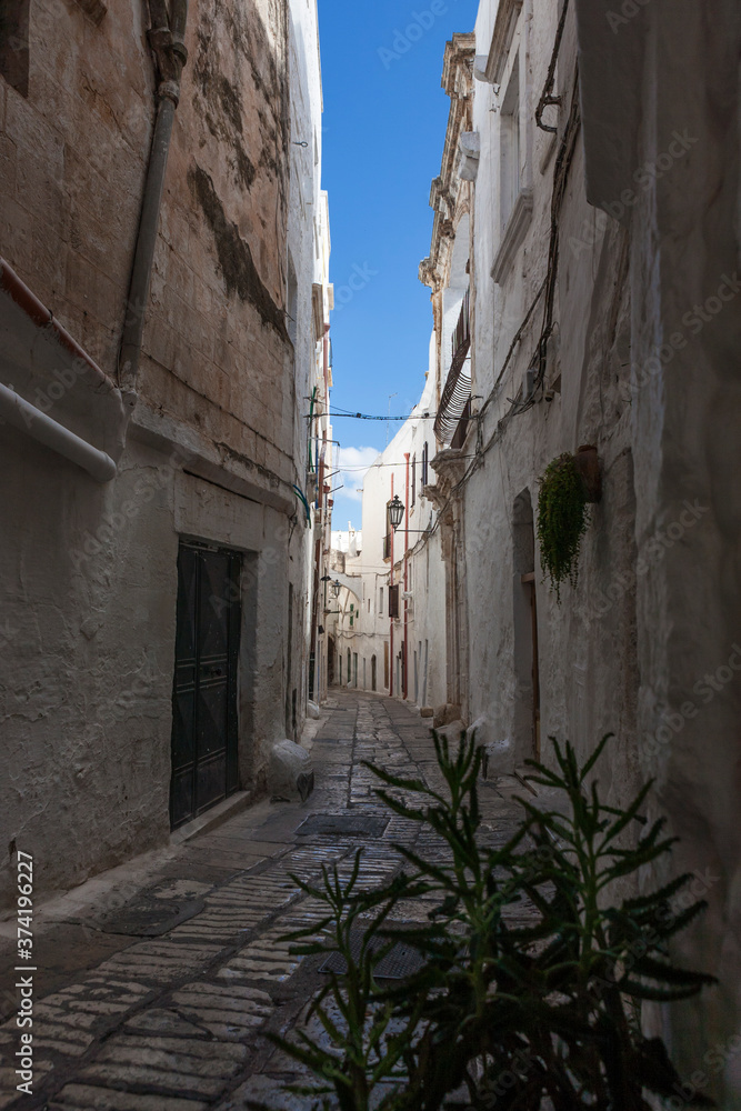 Via Continelli Bixio, a picturesque lane in the old centre (