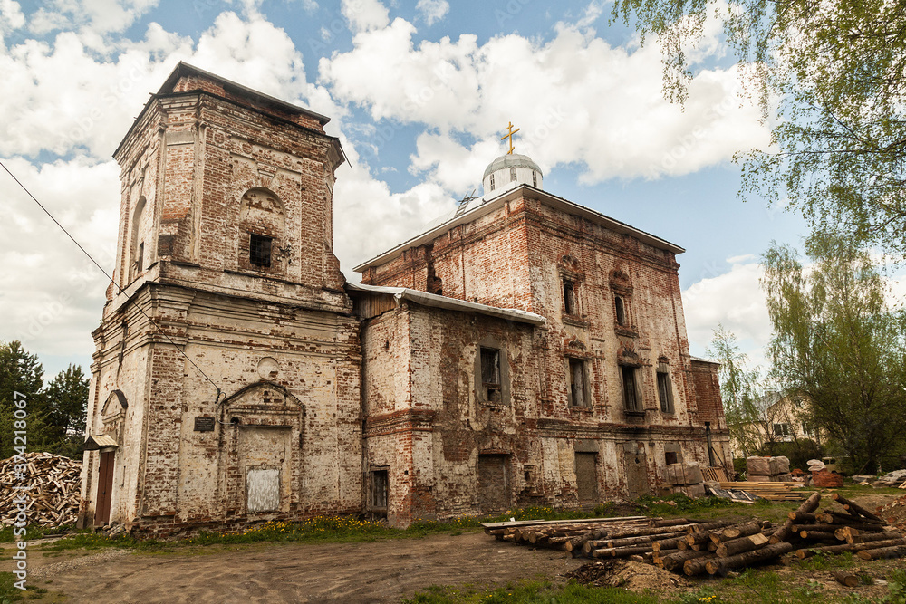 Restoration of a medieval Orthodox brick church