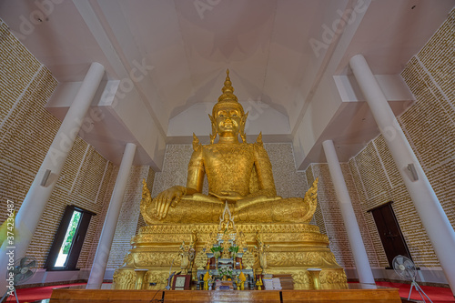 Bangkok / Thailand / September 19, 2020 : Wat Prayong-Kitti Wanaram, is a Buddhist temple, meditation and meditation practice. Among the shady atmosphere surrounded by nature and trees. photo