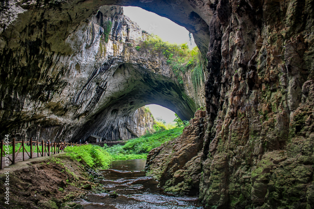 Devetashka cave,is a large karst cave around 7 km (4.3 mi) east of Letnitsa and 15 km (9.3 mi) northeast of Lovech Bulgaria.Devetashka cave was shown in the action movie The Expendables 2