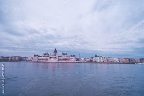 The Hungarian Parliament Building on the bank of the Danube in Budapestю © luengo_ua