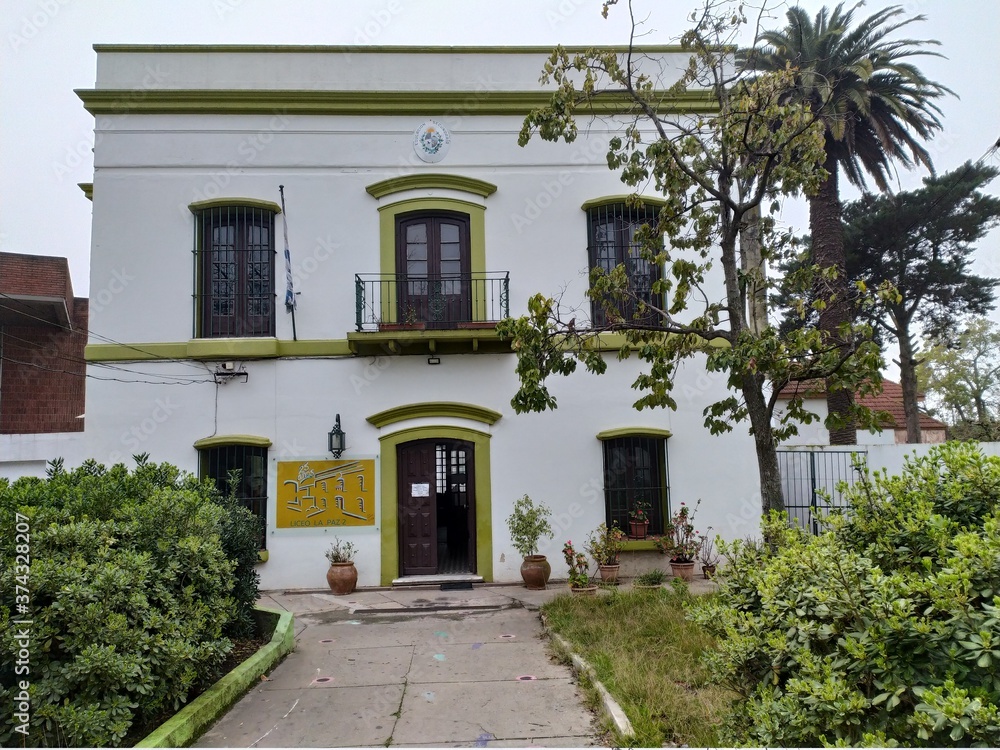 Obraz premium Old High School