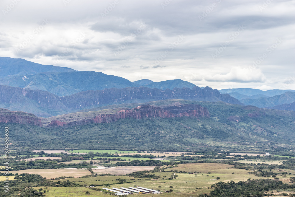 Naklejka premium landscape with mountains