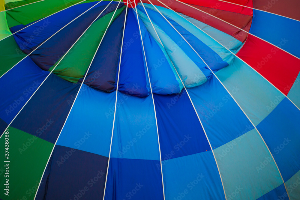 Obraz premium A large balloon lies on the ground