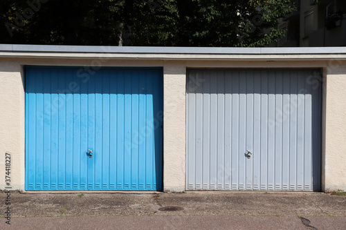 Garagen im Baustil der 1960er Jahre, Deutschland