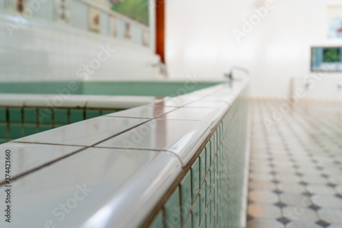 銭湯公衆浴場の浴槽 photo