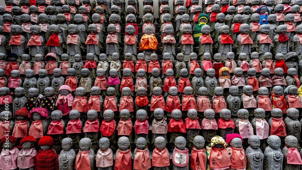 Obraz premium Japanese Cemetery