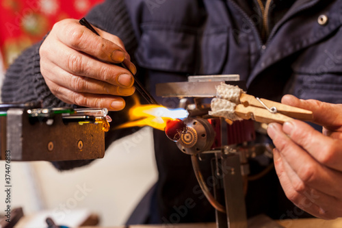 artisan maître verrier, création en verre