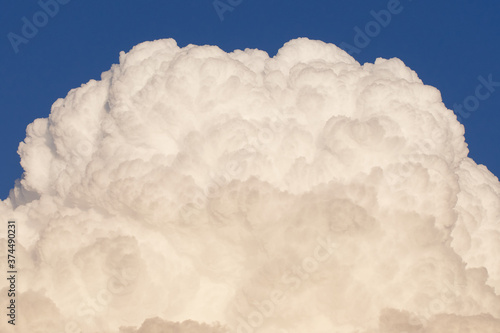 Cumulonimbuswolke Vorbote von einem Gewitter	 photo