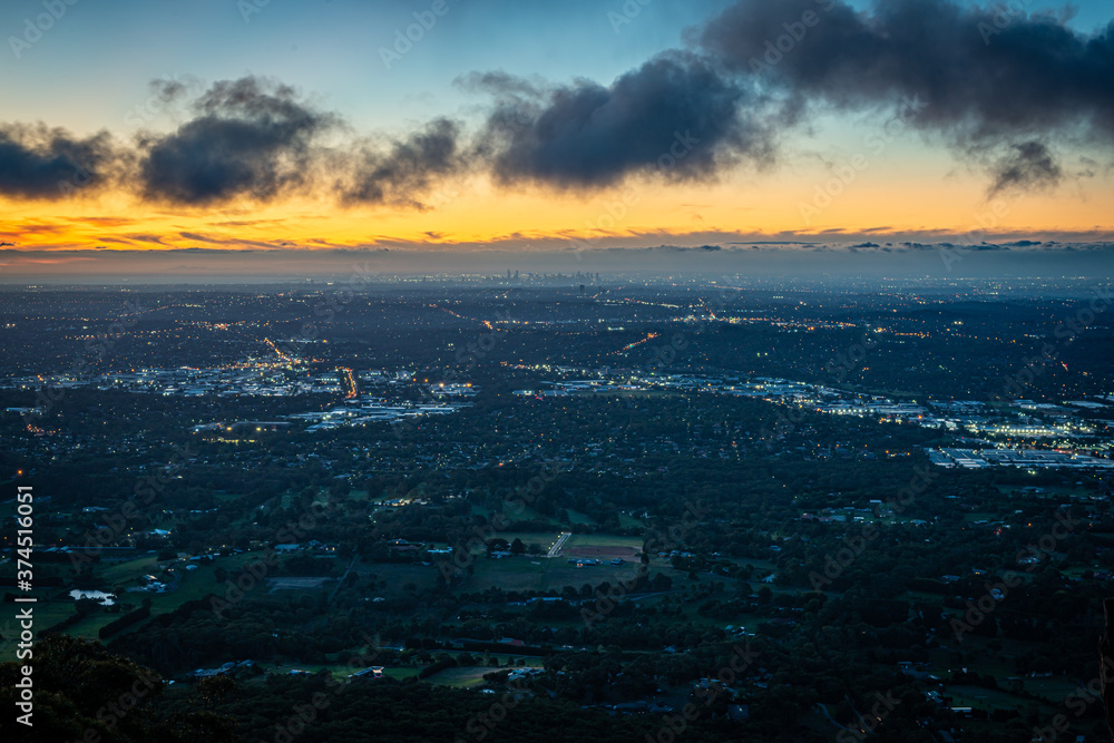 Fototapeta premium time clouds over the city