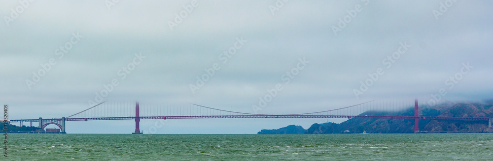 Fototapeta premium San Francisco día nublado