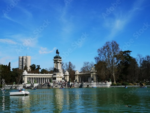 MADRID - ESPANHA / 2019 - 03 / Parque do Retiro e parque Vicente Calderón
