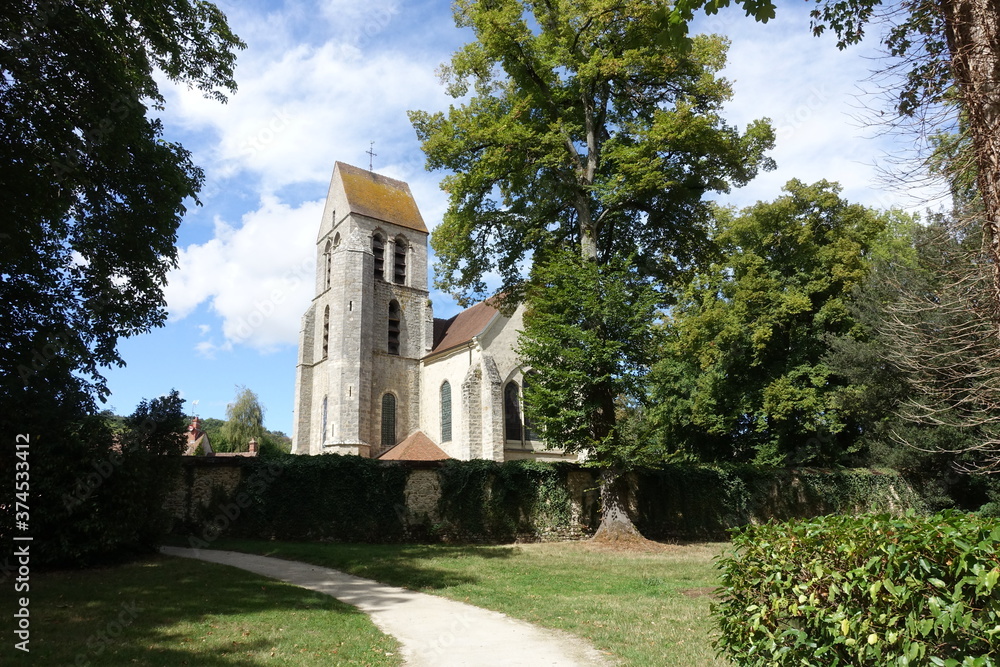 Eglise Saint-Quentin et parc du chêneau de Chamarande