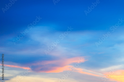 Obraz na płótnie beautiful colorful sky and cloud in twilight time background w salonie